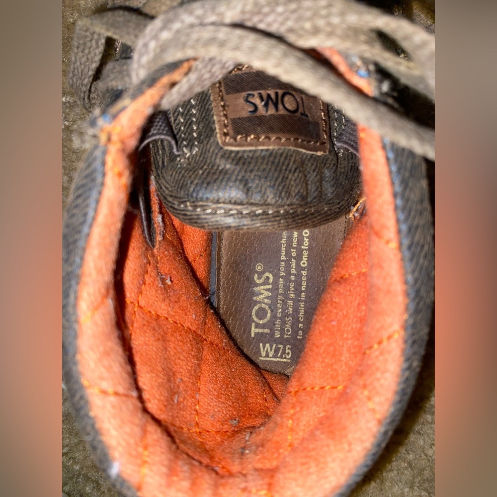 💫 Toms 7.5 Wide Lace up Shoes - Picture 8 of 11